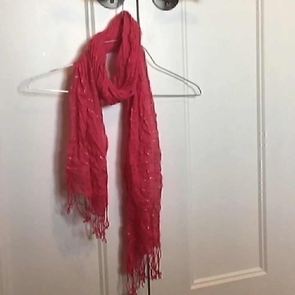 Girls Children’s Place pink scarf